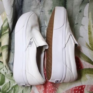 White platform slip-on vans size 7